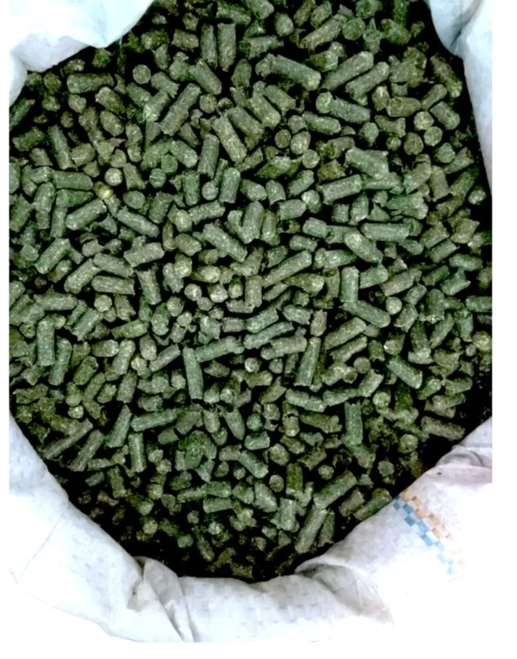 Pellet de Alfalfa - Alimento sin desperdicio para herbívoros